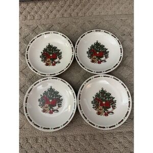 Ten Strawberry Street O'Christmas 7" Bread/Dessert/‎ Salad Plates Set of 4